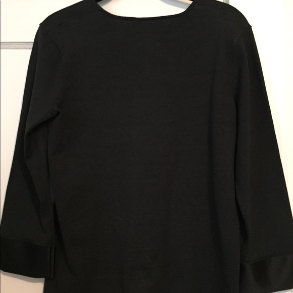 Dark gray top - Picture 2 of 4